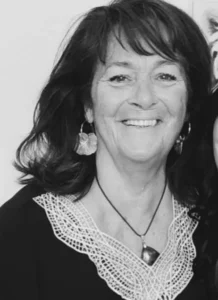 Cathy-Coutellier-Head-Spa.